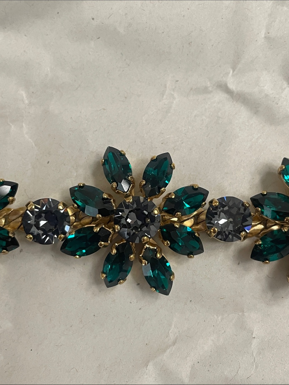 Authentic Dolce & Gabbana Crystal Green Floral Crystal Belt Strap NIB dust bag - Picture 12 of 12